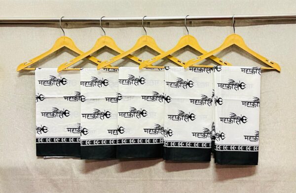 COTTON DAMROO WHITE -  1.6 MTR * 32 INCHES - Image 3